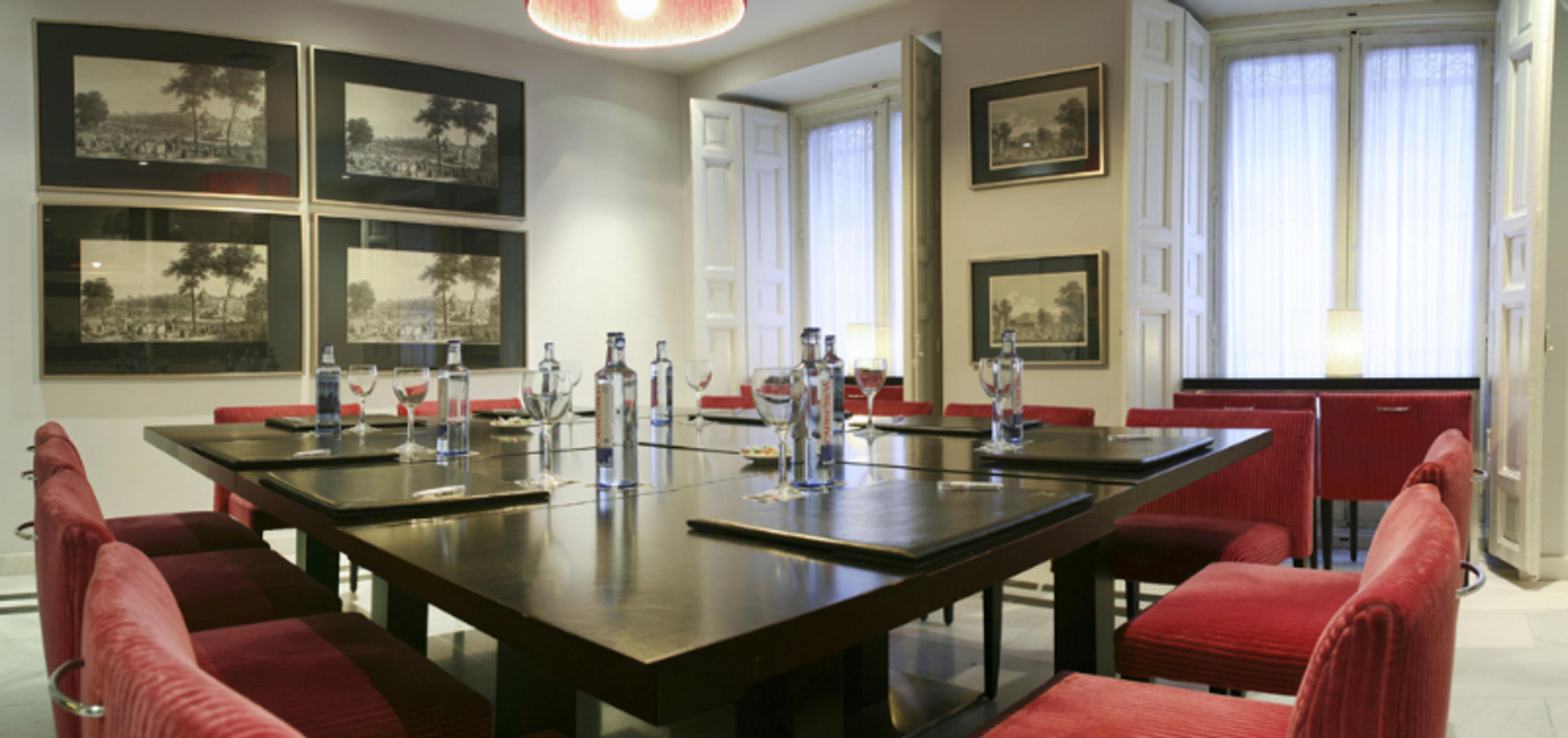 Hotel Meninas - Boutique Opera Мадрид Ресторан фото